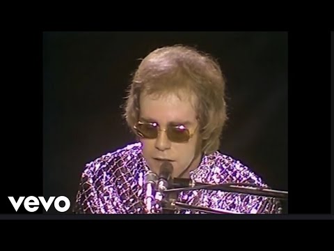 Videoclip de Honky Cat (Live At Madison Square Garden) — Elton John