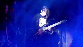 Video RockOpera Praha + AIKA - Slzy nedojmou - kytarové sólo (31.12.20