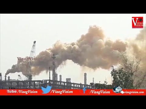 Smoke Leak From Stacks HPCL Refinery In Visakhapatnam,Vizag Vision...