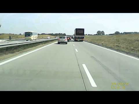 Zatrzymanie na drodze ekspresowej na lewym pasie (S8 - Wrocław - Łódź)