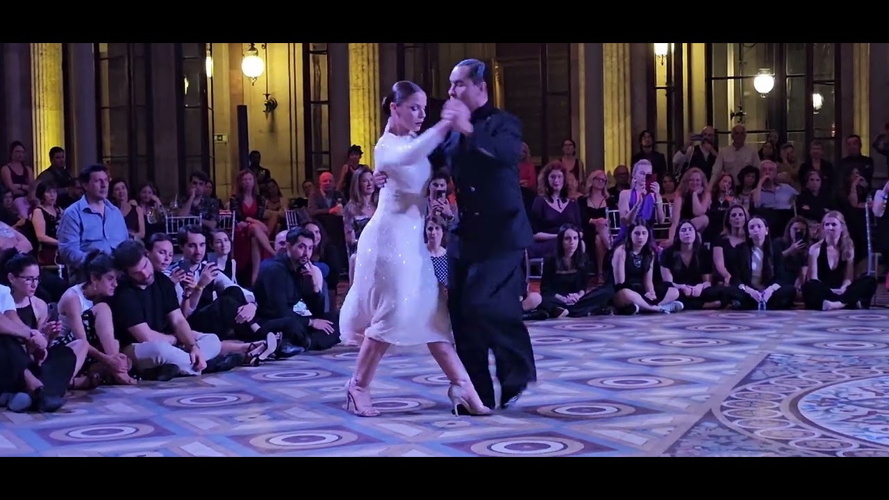 Jonny Carvajal y Suyay Quiroga. Francisco Rotundo-El Viejo Vals. FI Tango 2025 Porto - 3/4