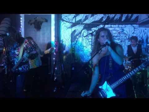 Clever Thing - In A Tissy LIVE Hoodoo's Croydon