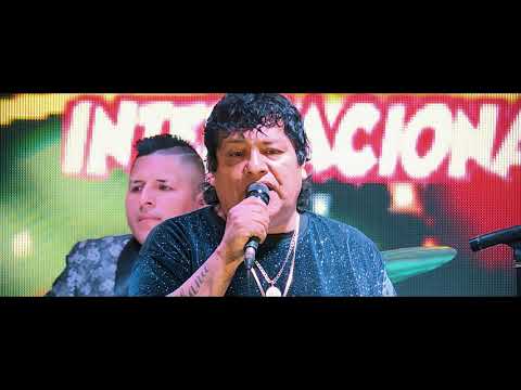 MIL AMORES - TOÑO CENTELLA VÍDEO CLIP OFICIAL