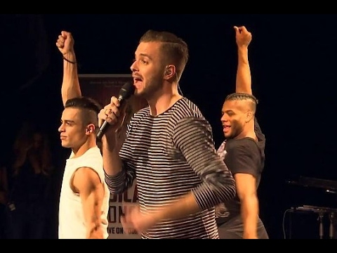 Jim Bakkum op hakken