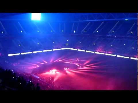 Fortuna - Benfica Lissabon | Spielereinmarsch 1/2 (11.8.2012)