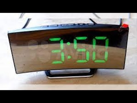 Хорошие настольные часы . Космос 6507 .