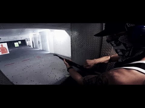 Blokkmonsta - 09. Lass sie fliegen [Official Music Video / prod. Isy Beatz]