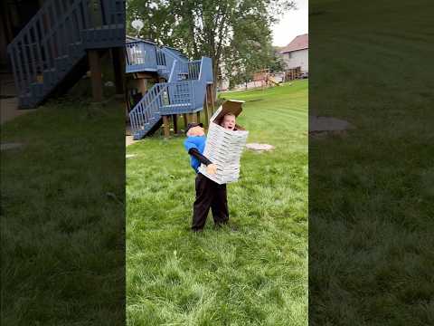 Order Pizza to make a Halloween Costume! #halloween #costume #funny