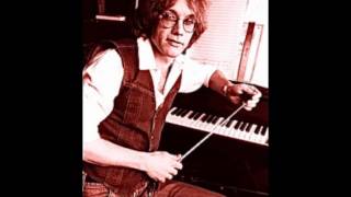 Warren Zevon- Accidentally Like A Martyr