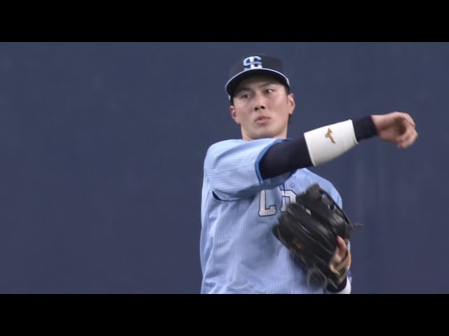 【9回裏】鉄壁の守備!! ライオンズ・長谷川信哉 センター前の打球をダイビングキャッチ!! 2025年8月17日 オリックス・バファローズ 対 埼玉西武ライオンズ