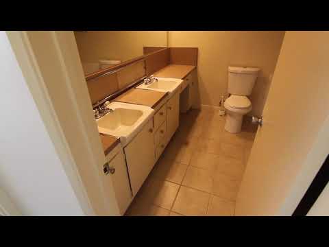 PL9017 - Big 1 Bed + 1 Bath Apartment For Rent (Los Angeles, CA).
