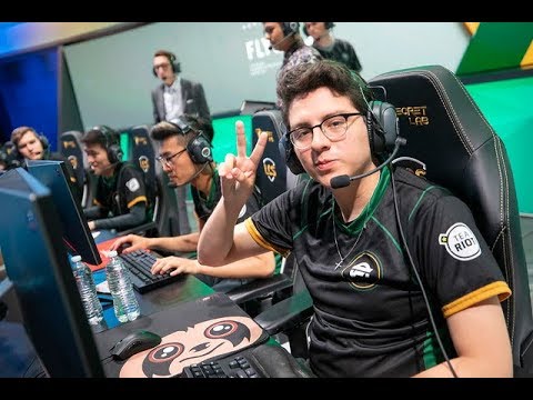 FLY JayJ talks about Sona and Taric, playing Lux, Wadid joining the team and using cheese picks