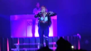 Demi Lovato Neon Lights LIVE -- Saint Louis, MO 3/20/14