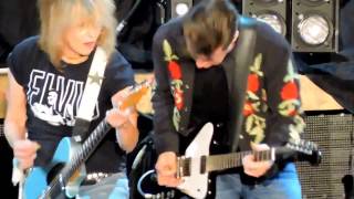 Pretenders Live 2016 Don&#39;t Get Me Wrong / Mystery Achievement / Middle Of The Road