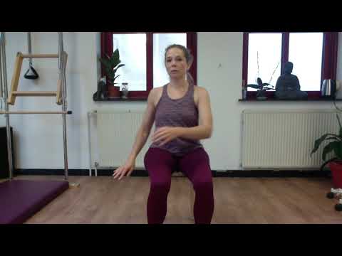 Beweeglijke bovenrug, zittende oefening voor tussendoor - Loes Buenen, Lijfstroom