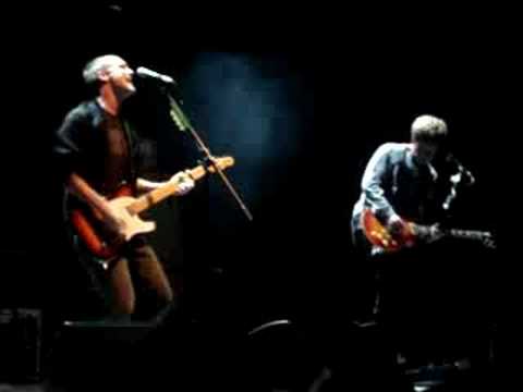Travis - Eyes Wide Open (live in Moscow)