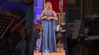 Isabella interpreta i solisti napoletani del 700 e incanta
