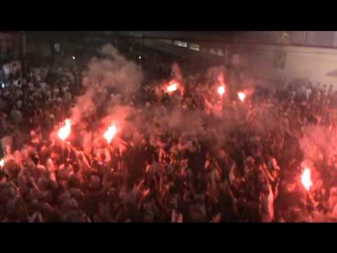 Ônibus do SANTOS chegando na Vila Belmiro! SANTOS 2X0 vitória