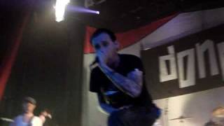 Donots - Saccharine Smile - LIVE - Köln, Gloria, 10.4.2010