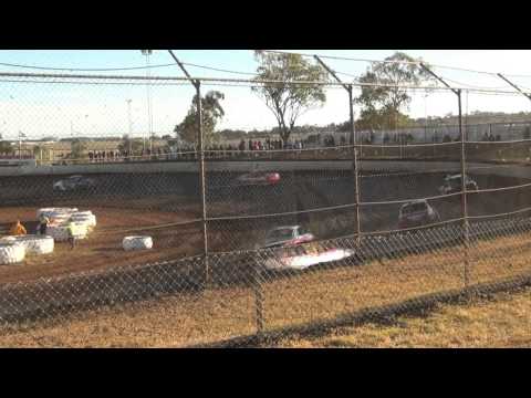 Toowoomba SpeedBowl 19 January 2014 Title 04