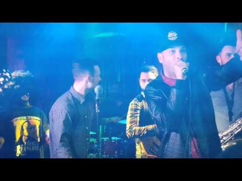 Therivati ft Clementino senza pensieri live @absolute