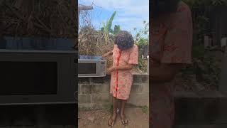 Download lagu For a laugh, Ella Mayeya mp3 Download lagu For a laugh, Ella Mayeya mp3