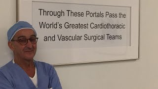 Couleur de bistouri : L’histoire d’un médecin algérien entre l’excellence, l’exil et la médecine