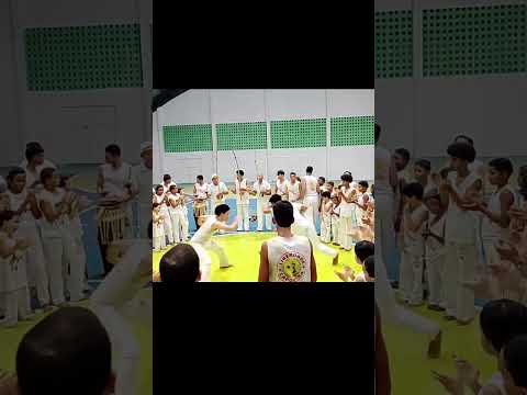 Roda De Capoeira Dia da consciência negra em jacaré dos Homens