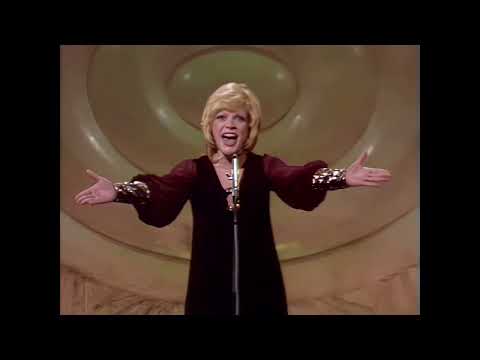 Séverine - Un Banc, Un Arbre, Une Rue Live Eurovision 1971 Monaco