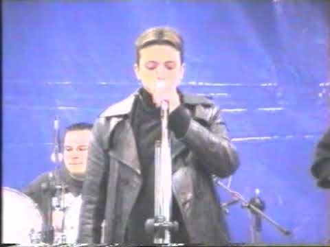 Erciyes Üniversitesi  2001 grup nikotin konseri part-2