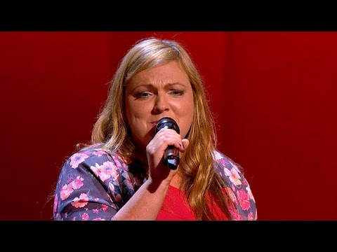 The Voice of Ireland Series 4 Ep6 - Annie Powderly - It's Good To Be Alive - Blind Audition