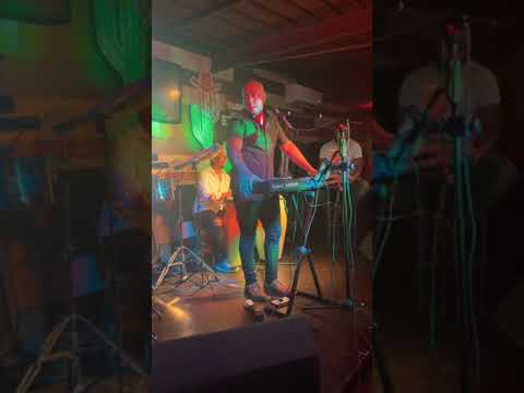 Grupo Sensacion en vivo en el viejo oeste