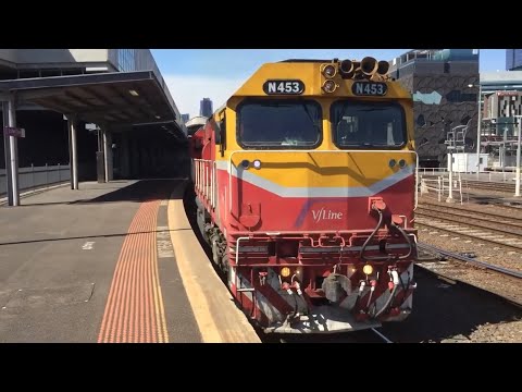 V/Line N453 City of Albury Departing Southern Cross Station to Albury - Leslie RS5T HORN SHOW