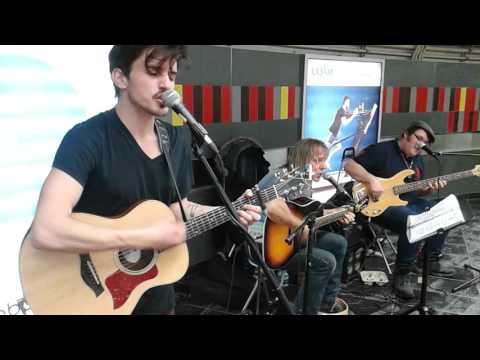 Flash-Back 57/97 (2016) Mrs Robinson, First night together!! 11/02/2016 Metro Guy Concordia