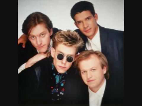 Level 42 Running In The Family with lyrics