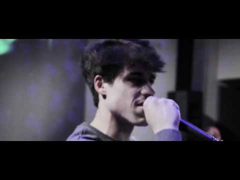 FAVIK vs SMALLJON - 16vos // FREESTYLE LEAGUE J2