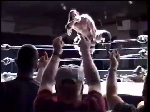 Wildman Gary Williams vs Massive Damage - July 2001