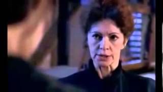 "Carlos y Esther(al mirar hacia otro lado)"La habitación Roja