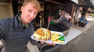 This $5 Pakistani burger is better than America 🇵🇰 یہ 5 ڈالر پاکستانی برگر امریکہ سے مزیدار ہے