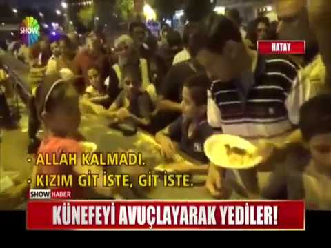 Hatay'da Künefe İzdihamı! Beleş künefe için birbirlerini ezdiler...