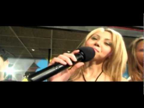 DENISA SI LIVIU PUSTIU - CITESC SI PLANG (videoclip original)