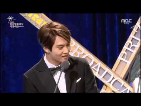 CNBLUE JongHyun "MBC Host & Presentor" 9/3/2015