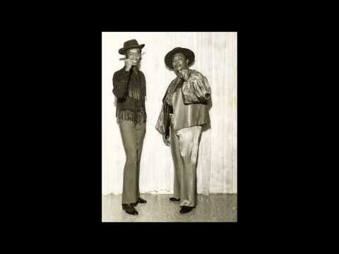 Chuck And Mac (Roosevelt Matthews & Aubrey Wallace)  Powerful Love (1970)