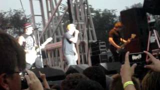 Good Charlotte -  Walk Away (Maybe) [live]