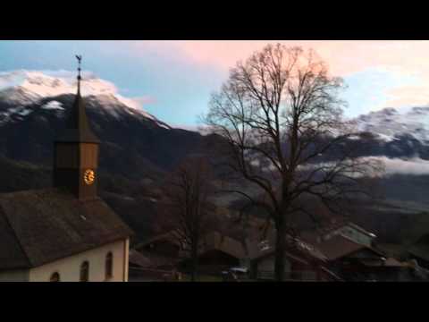 子供留学：スイス寄宿舎がある村からの風景【スイス留学.com】