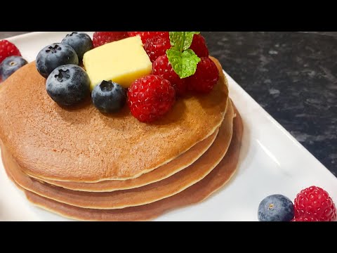 COMO FAZER PANQUECAS AMERICANA FÁCIL E RÁPIDA | How to make a FLUFFY, EASY and QUICK PANCAKE |