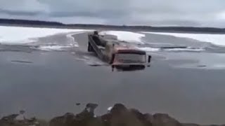 Камаз в грязи и в воде!!!!