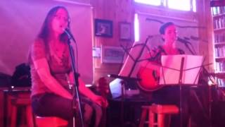 The Handrich Sisters - Down In The Willow Garden