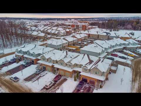 60 Winchester Terrace Barrie Ontario Townhouse for sale