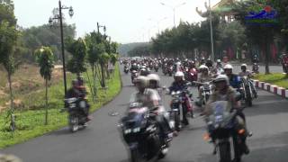preview picture of video 'Motor Tour - Mobor club in Vietnam - Câu lạc bộ Mô tô HMC'